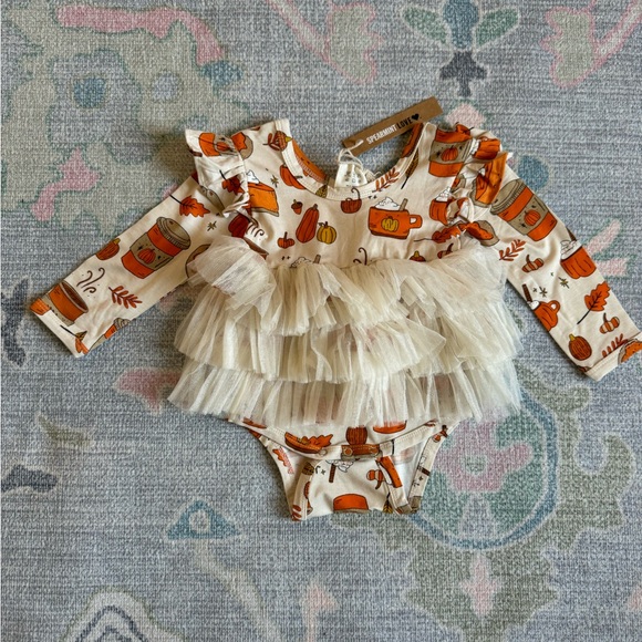 Spearmint Love Fall outfit - Picture 1 of 5